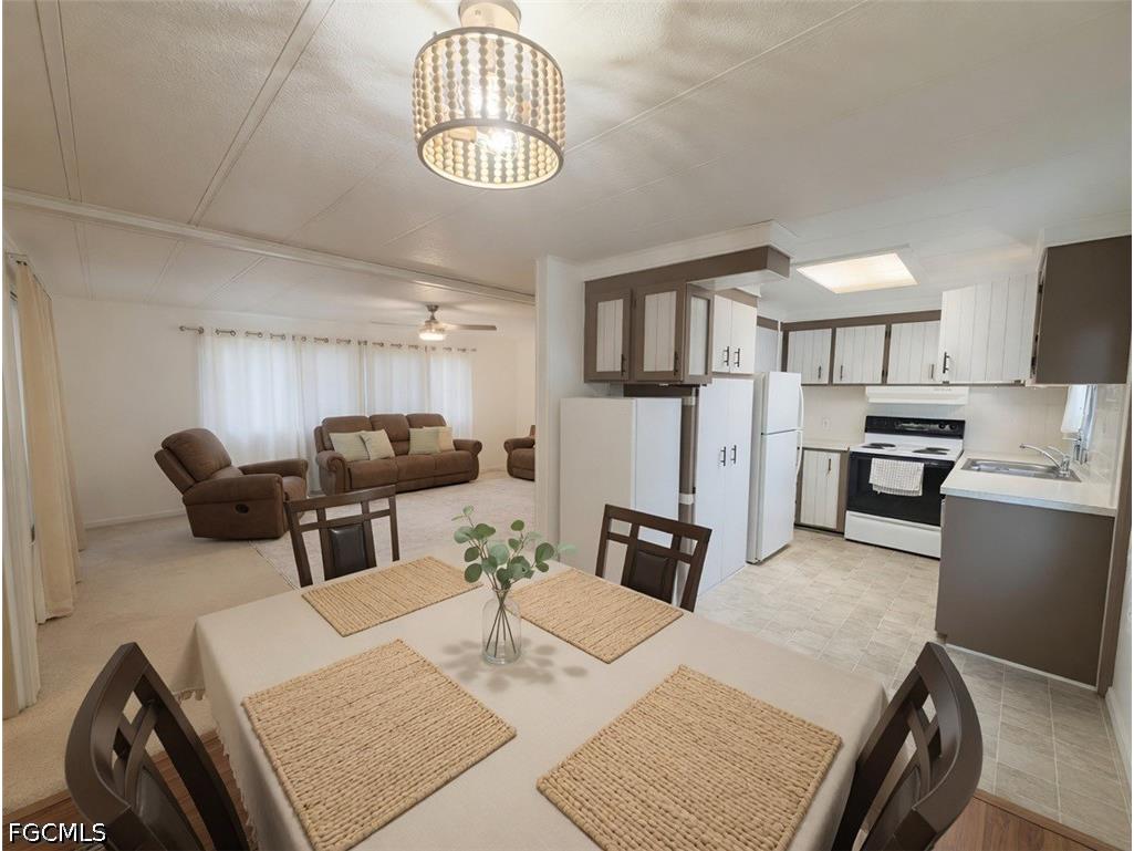 514 Blossom Court North Fort Myers FL 33917 2026023559 image3