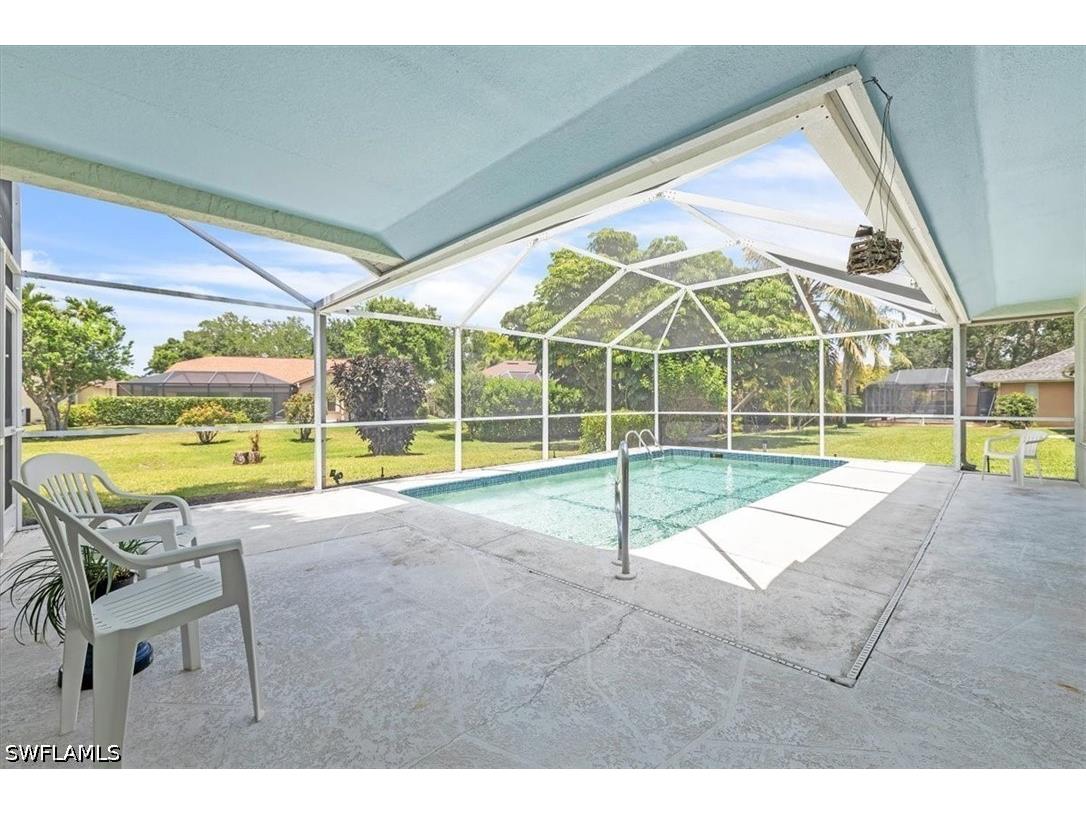5141 Brixton Court Naples FL 34104 226016313 image4