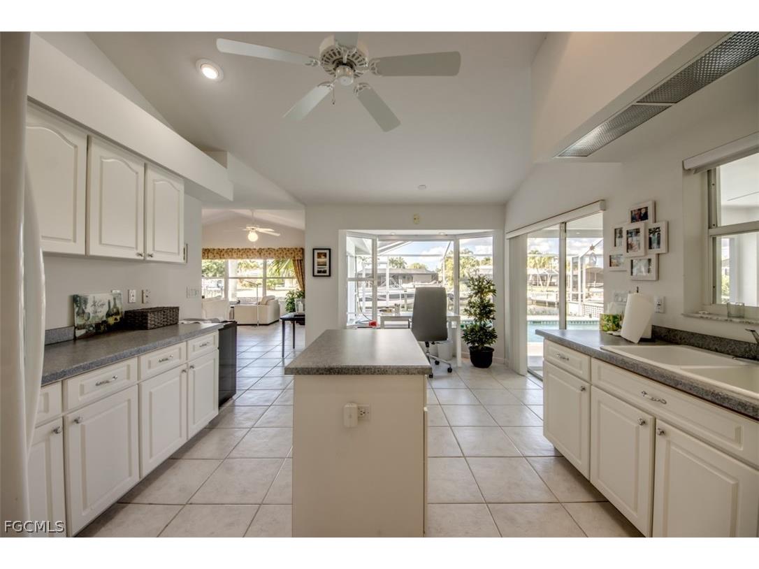 5142 SW 2nd Place Cape Coral FL 33914 2026010956 image12