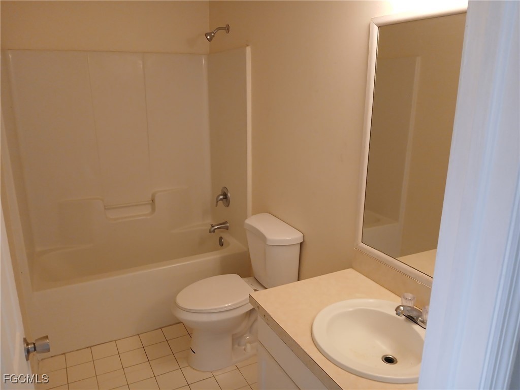 5144/5146 28th Street SW Lehigh Acres FL 33973 2025012895 image5