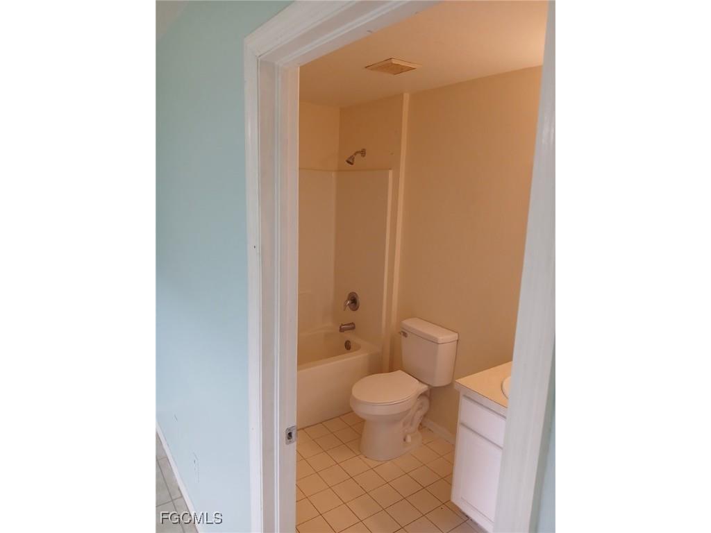 5144/5146 28th Street SW Lehigh Acres FL 33973 2025012895 image7