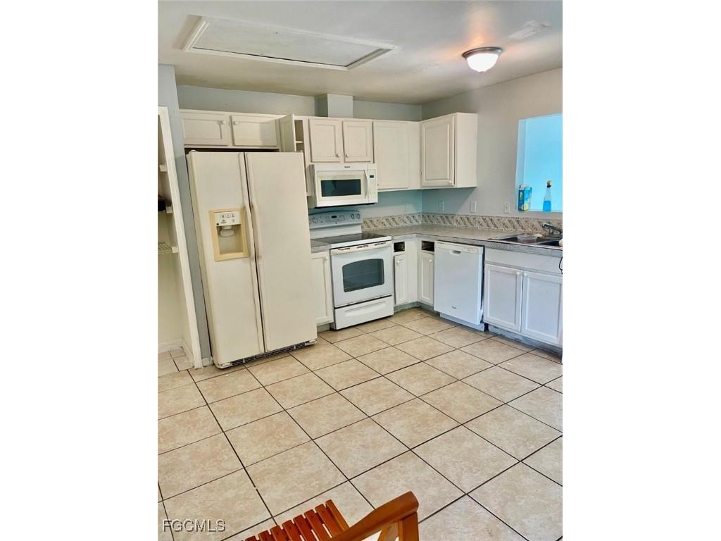 5144/5146 28th Street SW Lehigh Acres FL 33973 2025012895 image9