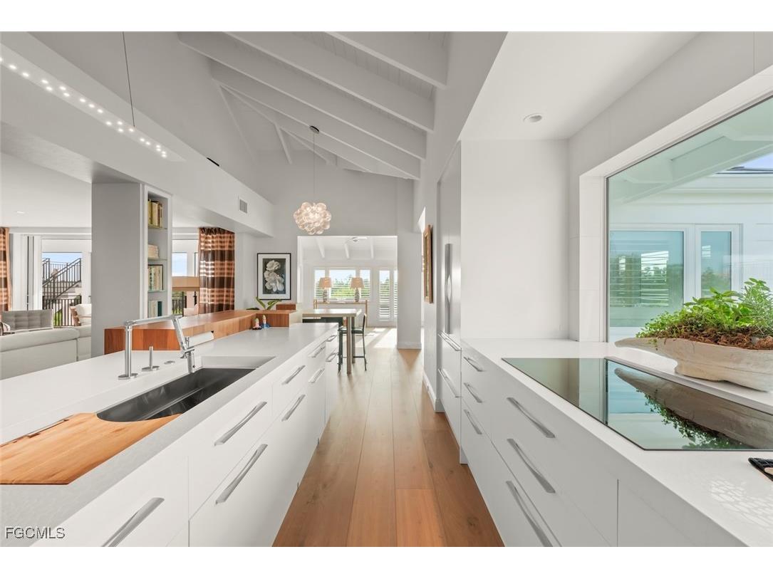 5145 Joewood Drive Sanibel FL 33957 2025019837 image23