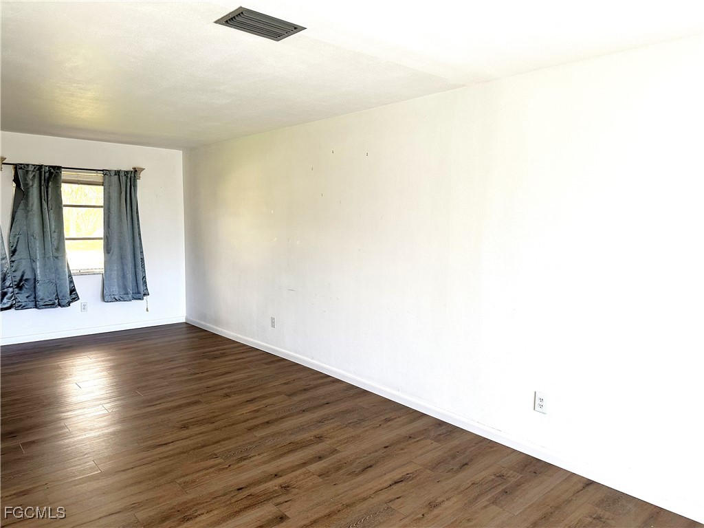 5146 Glade Court Cape Coral FL 33904 2025002761 image5