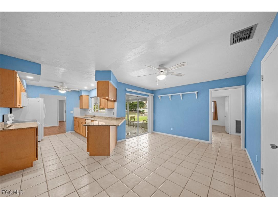 5146 Glade Court Cape Coral FL 33904 2026002740 image6