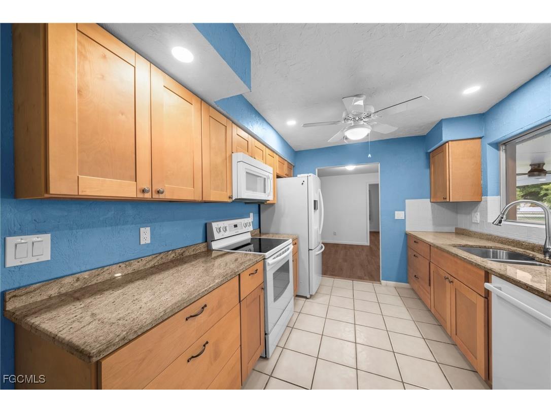 5146 Glade Court Cape Coral FL 33904 2026002740 image9