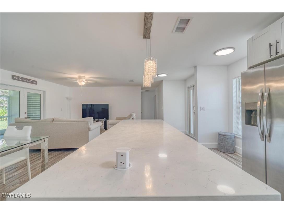 5146 York Court Cape Coral FL 33904 225048662 image7