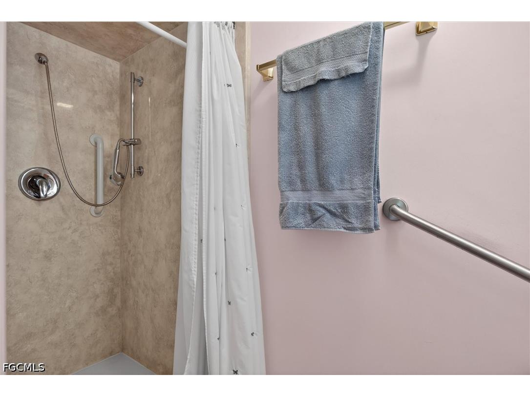 5148 Fairfield Drive Fort Myers FL 33919 2026016775 image16