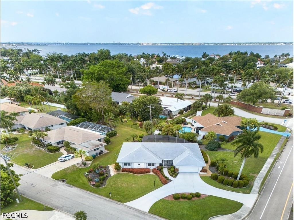 5148 Fairfield Drive Fort Myers FL 33919 2026016775 image3