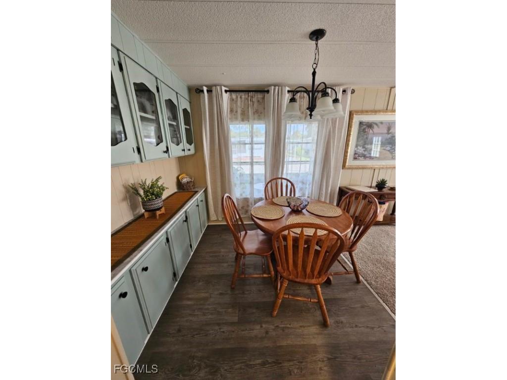 515 Blossom Court North Fort Myers FL 33917 2025017007 image12