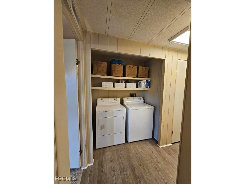 515 Blossom Court North Fort Myers FL 33917 2025017007 image14