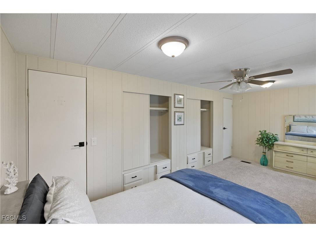 515 Blossom Court North Fort Myers FL 33917 2025017007 image16