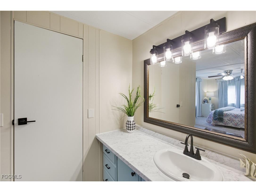 515 Blossom Court North Fort Myers FL 33917 2025017007 image22