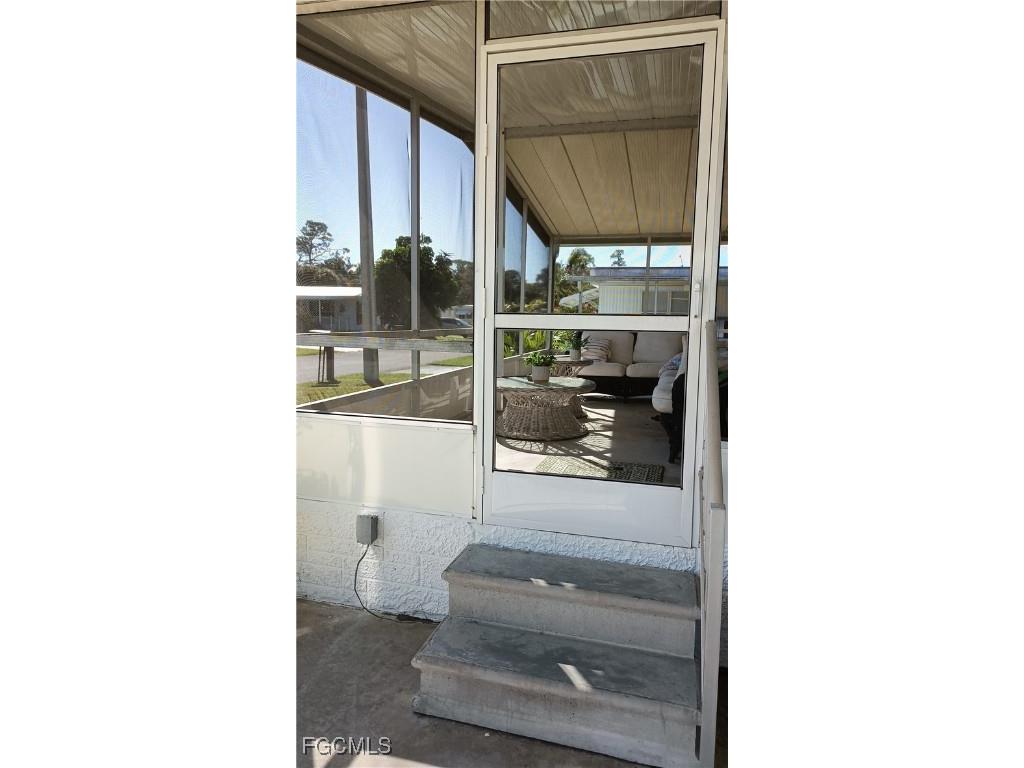 515 Blossom Court North Fort Myers FL 33917 2025017007 image27