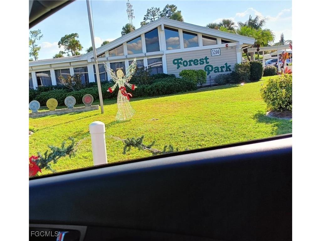 515 Blossom Court North Fort Myers FL 33917 2025017007 image36