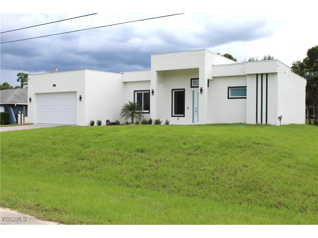 515 Broadway Avenue Lehigh Acres FL 33972 2025008352 image3