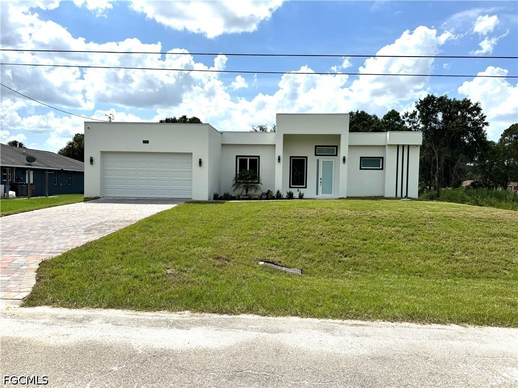 515 Broadway Avenue Lehigh Acres FL 33972 2026019908 image1