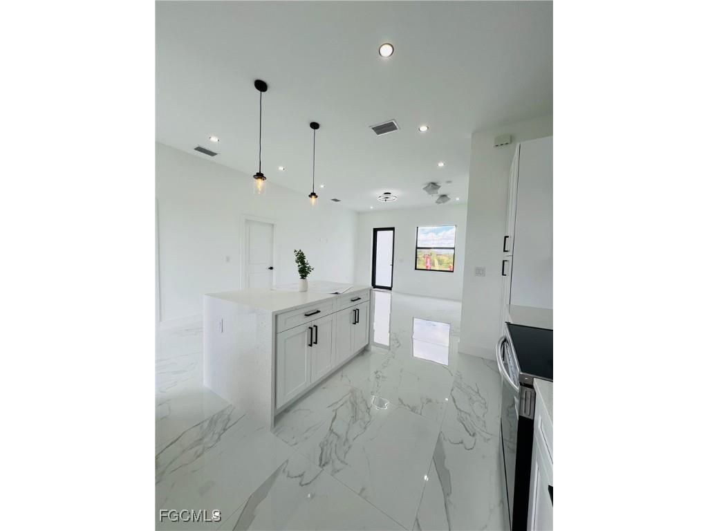 515 Croydon Avenue S Lehigh Acres FL 33974 2025016213 image15