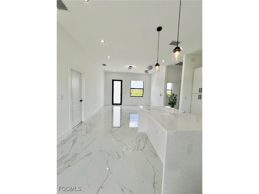 515 Croydon Avenue S Lehigh Acres FL 33974 2025016213 image16