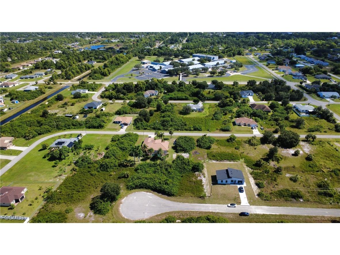 515 Croydon Avenue S Lehigh Acres FL 33974 2025016213 image20