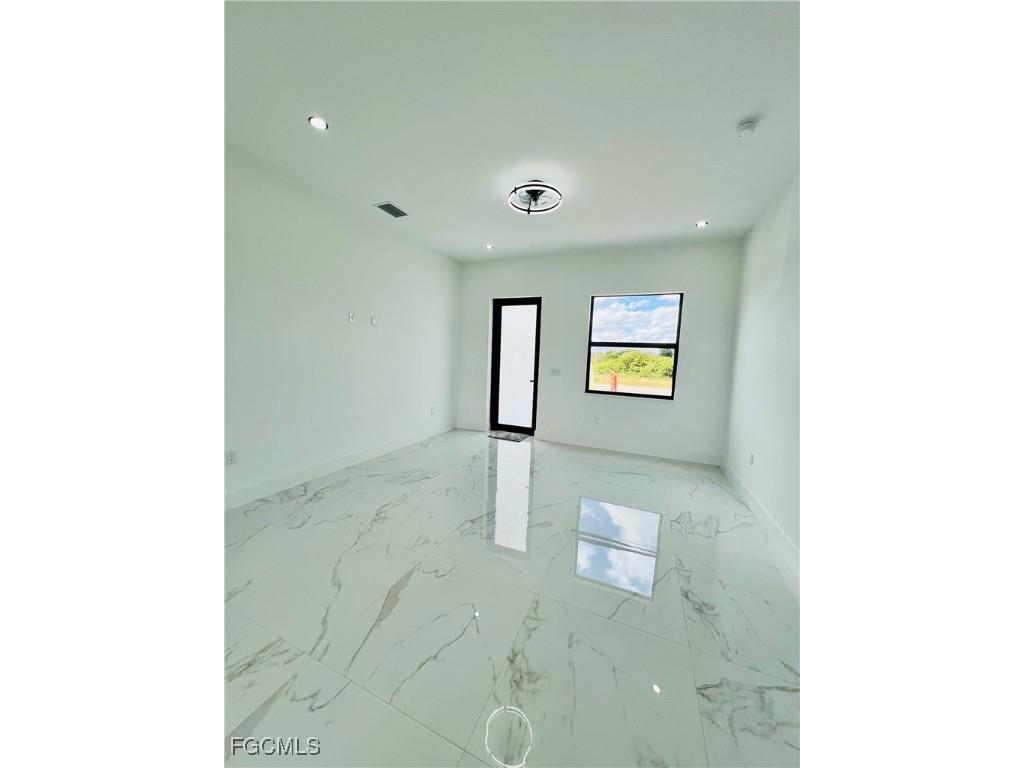 515 Croydon Avenue S Lehigh Acres FL 33974 2025016213 image36