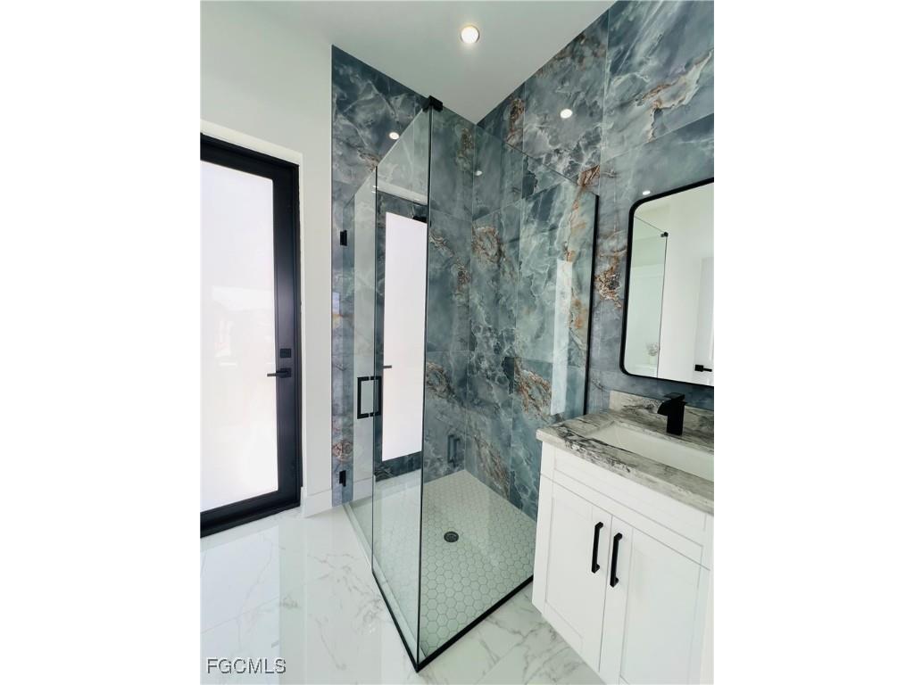 515 Croydon Avenue S Lehigh Acres FL 33974 2025016213 image38