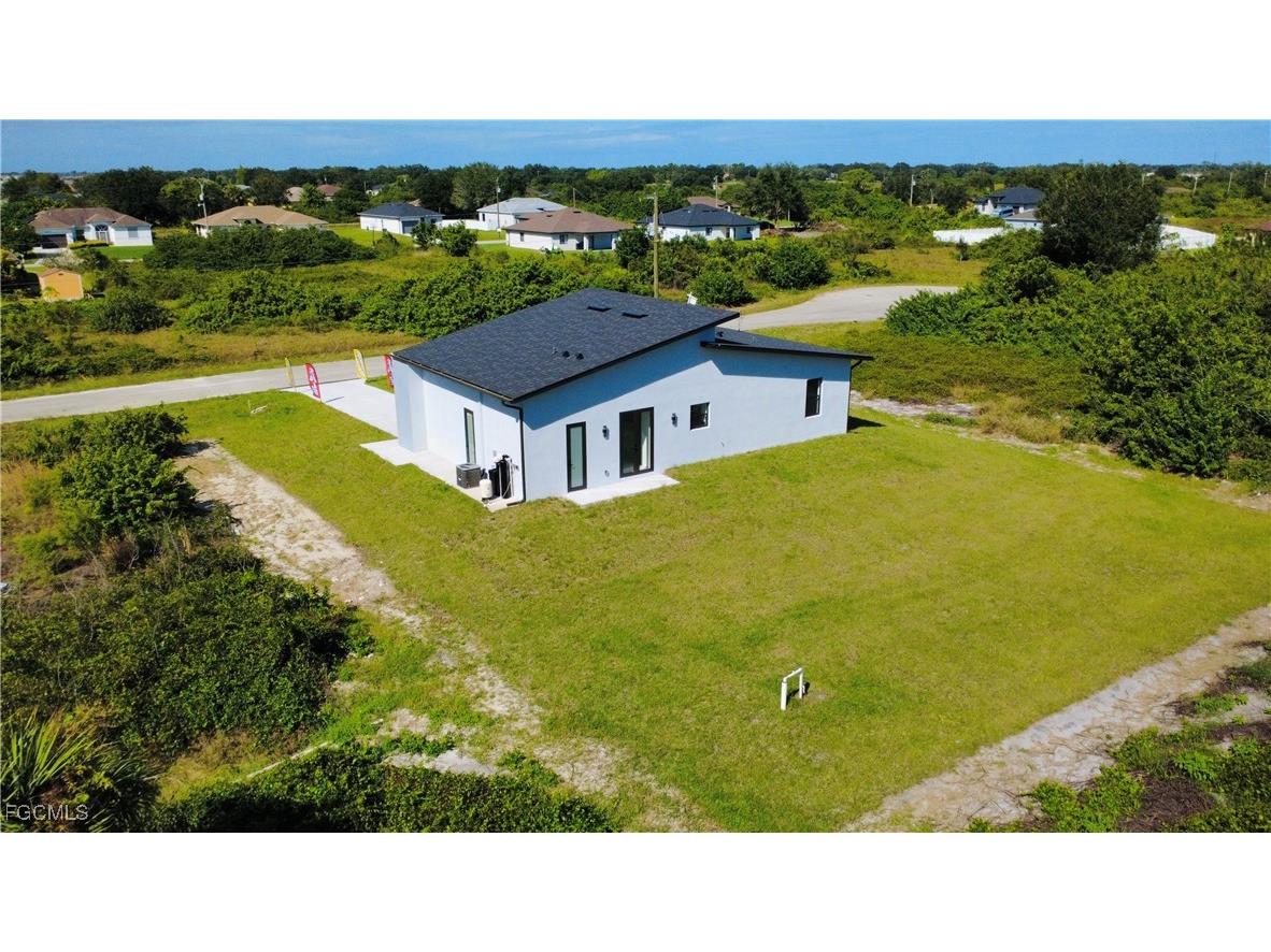 515 Croydon Avenue S Lehigh Acres FL 33974 2025016213 image5