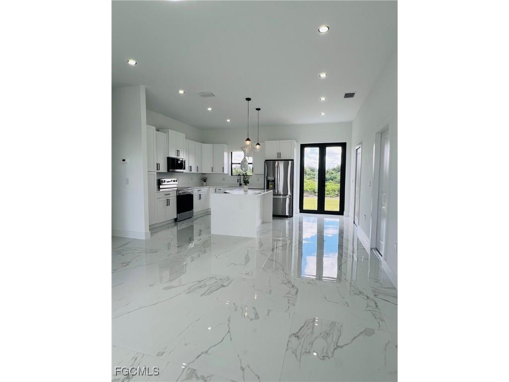 515 Croydon Avenue S Lehigh Acres FL 33974 2025016213 image9