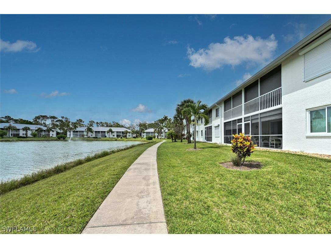 515 Gabriel Circle #1910 Naples FL 34104 226007510 image20