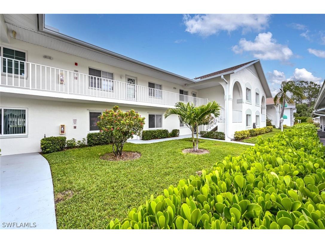 515 Gabriel Circle #1910 Naples FL 34104 226007510 image24