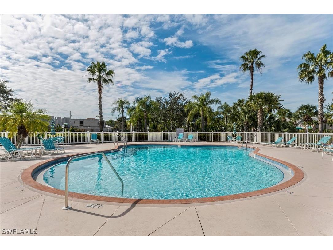 515 Gabriel Circle #1910 Naples FL 34104 226007510 image27