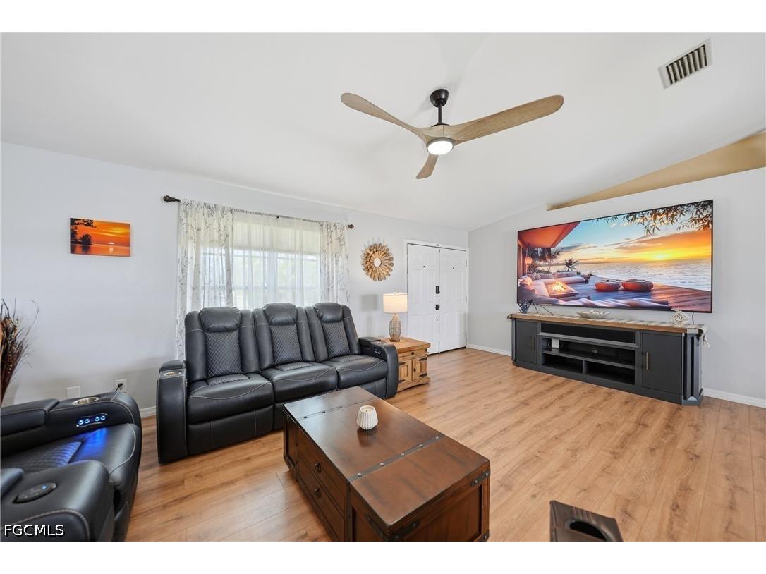 515 Gleason Parkway Cape Coral FL 33914 2026022319 image4