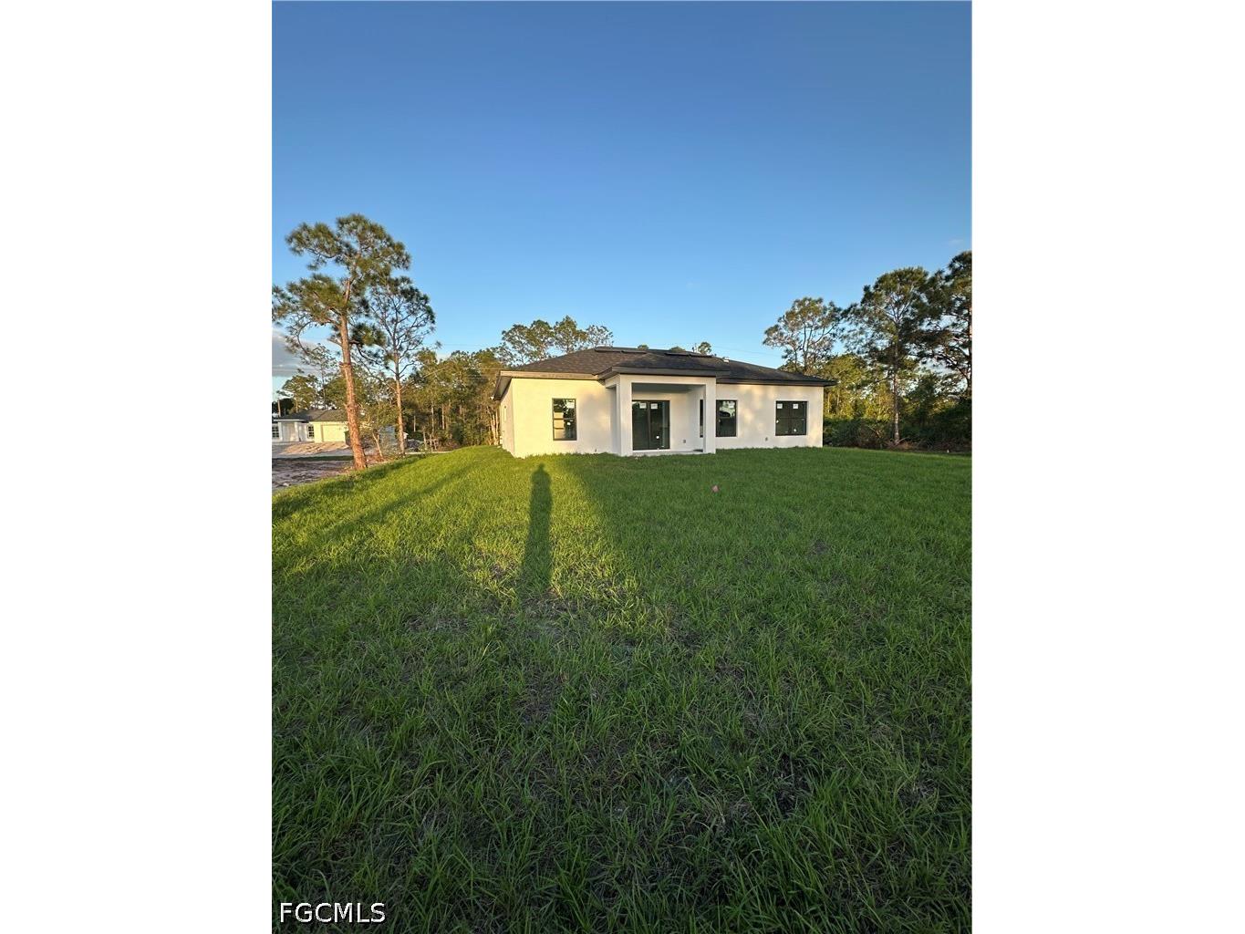 515 Hutton Street E Lehigh Acres FL 33974 2026019134 image3