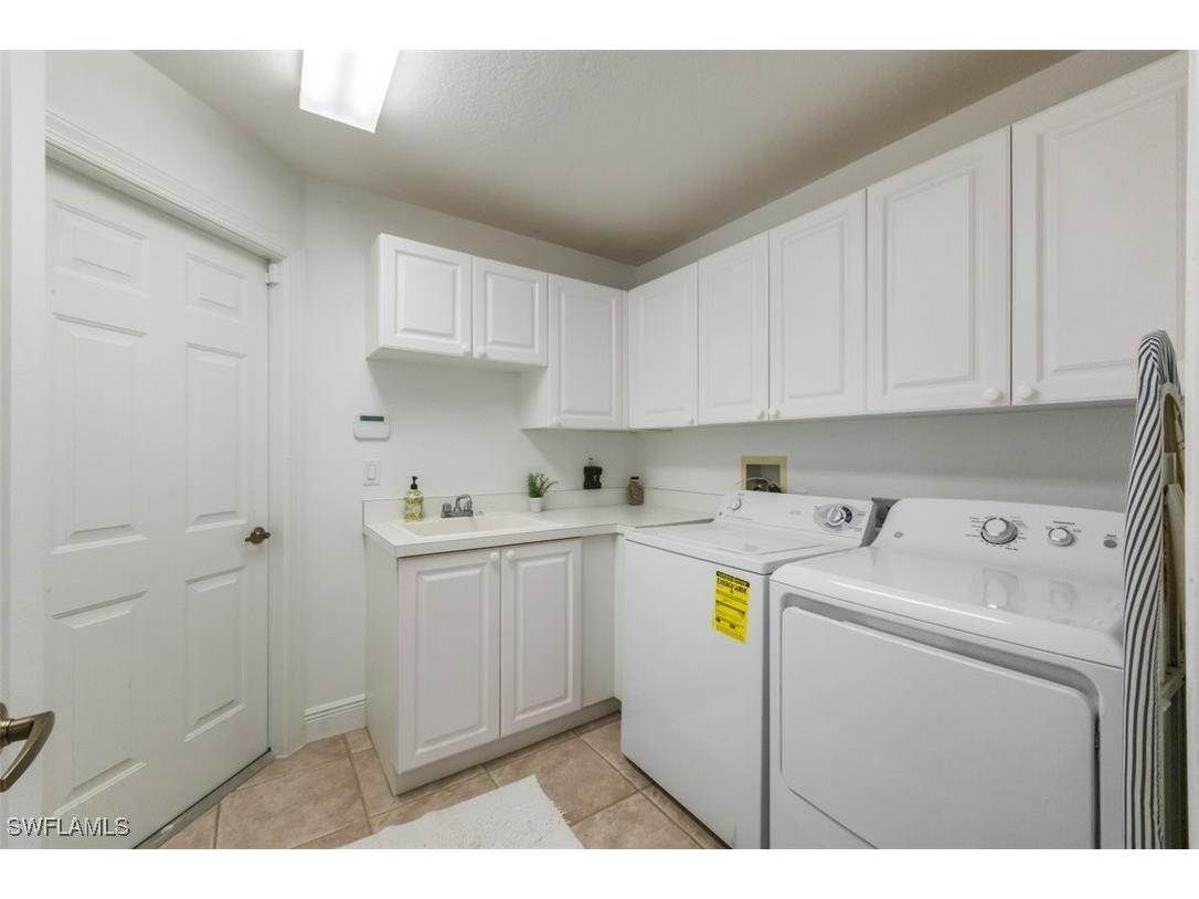 515 Laguna Royale Boulevard #102 Naples FL 34119 225076929 image25