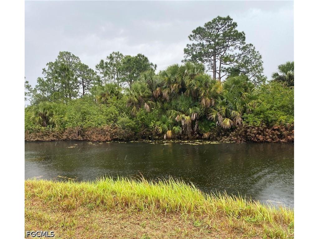 515 Naples Avenue S Lehigh Acres FL 33974 2026017947 image1