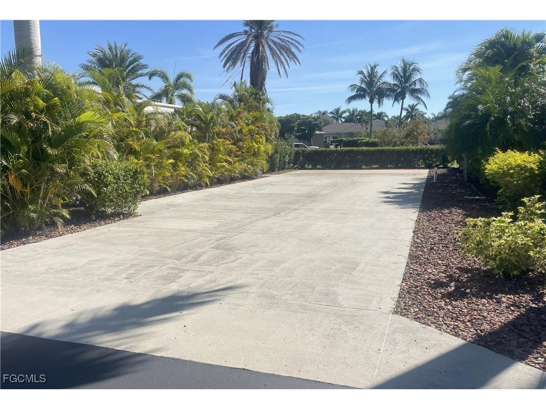 5159 Cypress Trail Resort Circle Fort Myers FL 33905 2025005959 image2