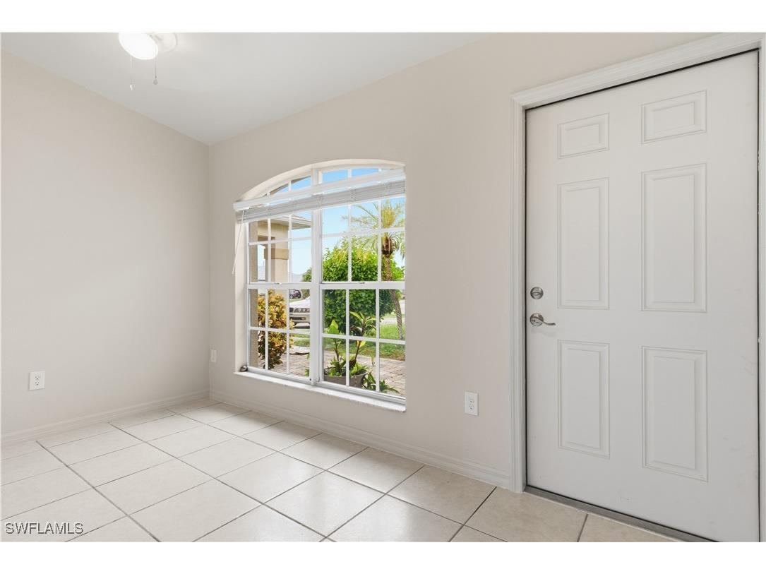 516/518 SE 5th Place Cape Coral FL 33990 226003797 image4