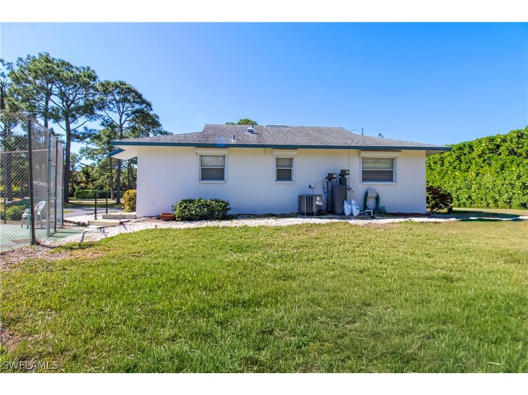 516 Gordonia Road Naples FL 34108 226006886 image10