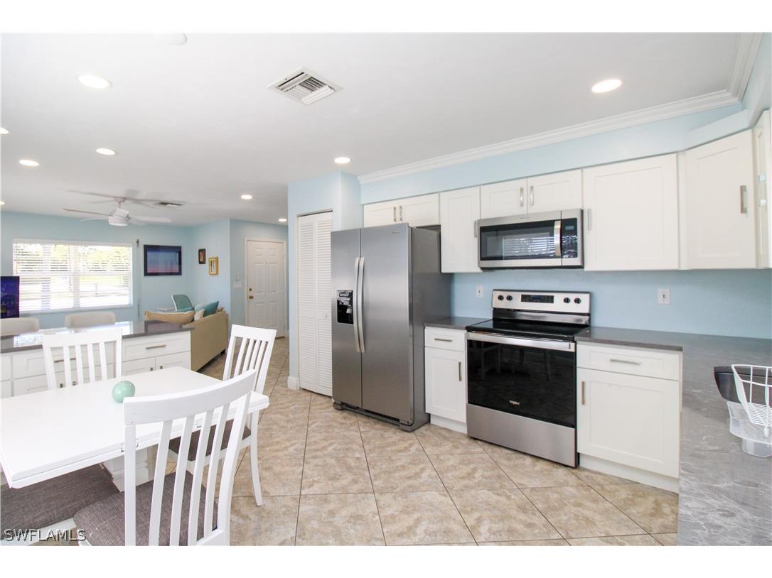 516 Gordonia Road Naples FL 34108 226006886 image41