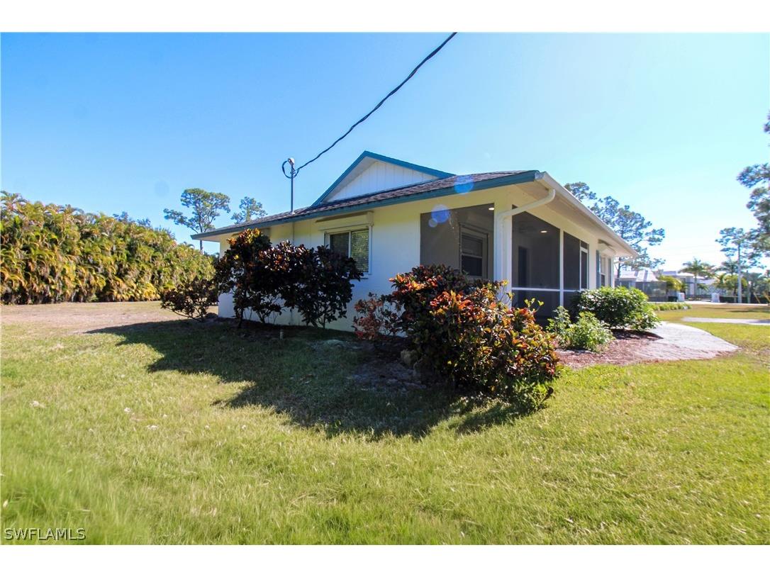 516 Gordonia Road Naples FL 34108 226006886 image9