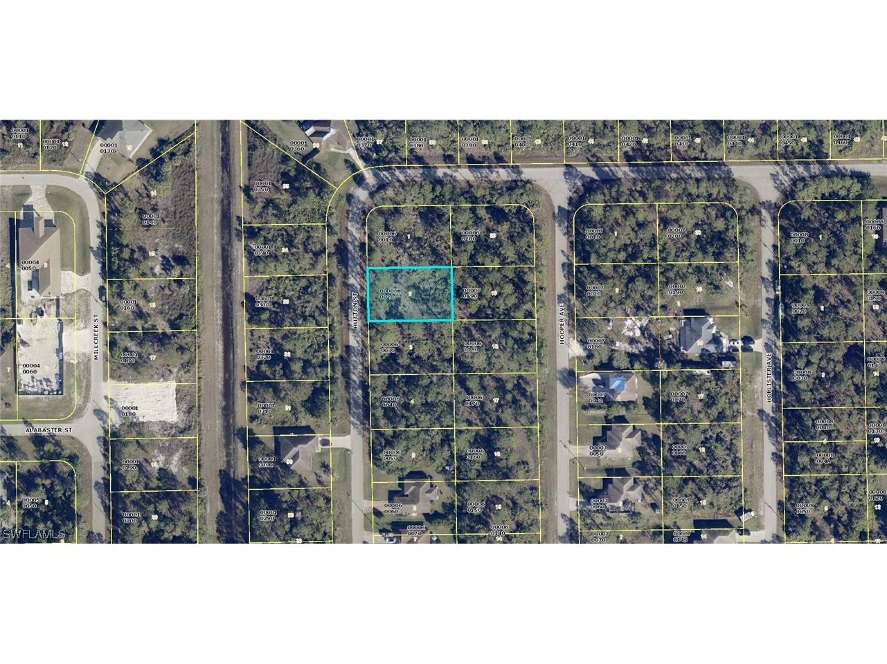 516 Hutton Street E Lehigh Acres FL 33974 223078121 image1