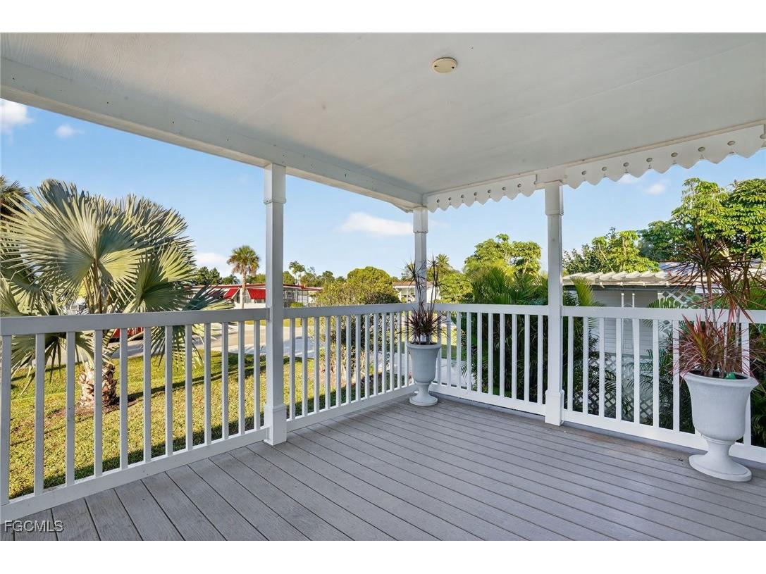 516 Menton Lane Naples FL 34112 2026003294 image2