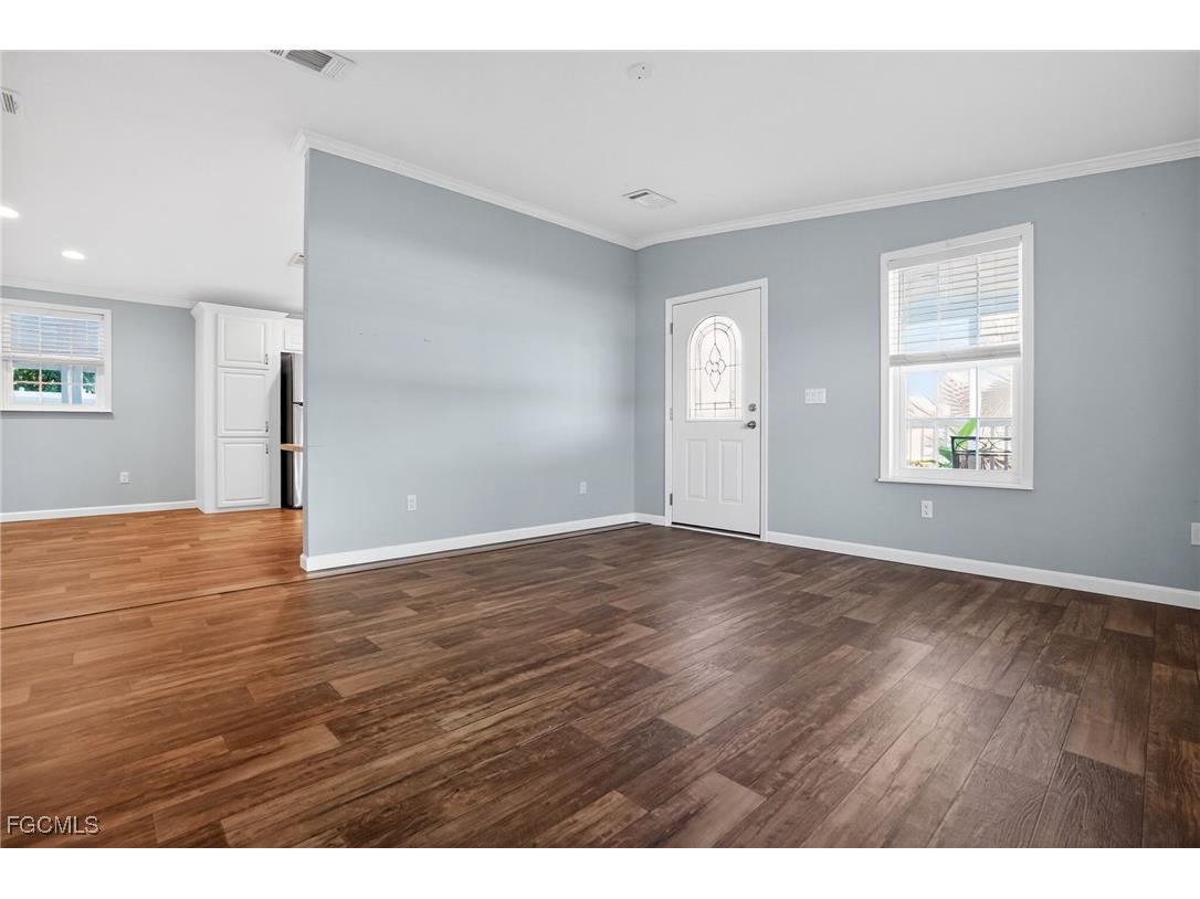 516 Menton Lane Naples FL 34112 2026003294 image3