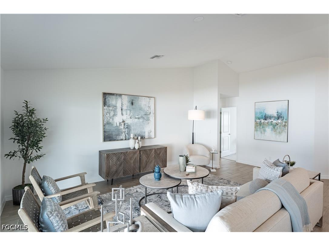 516 NW 23rd Terrace Cape Coral FL 33993 2026014178 image11