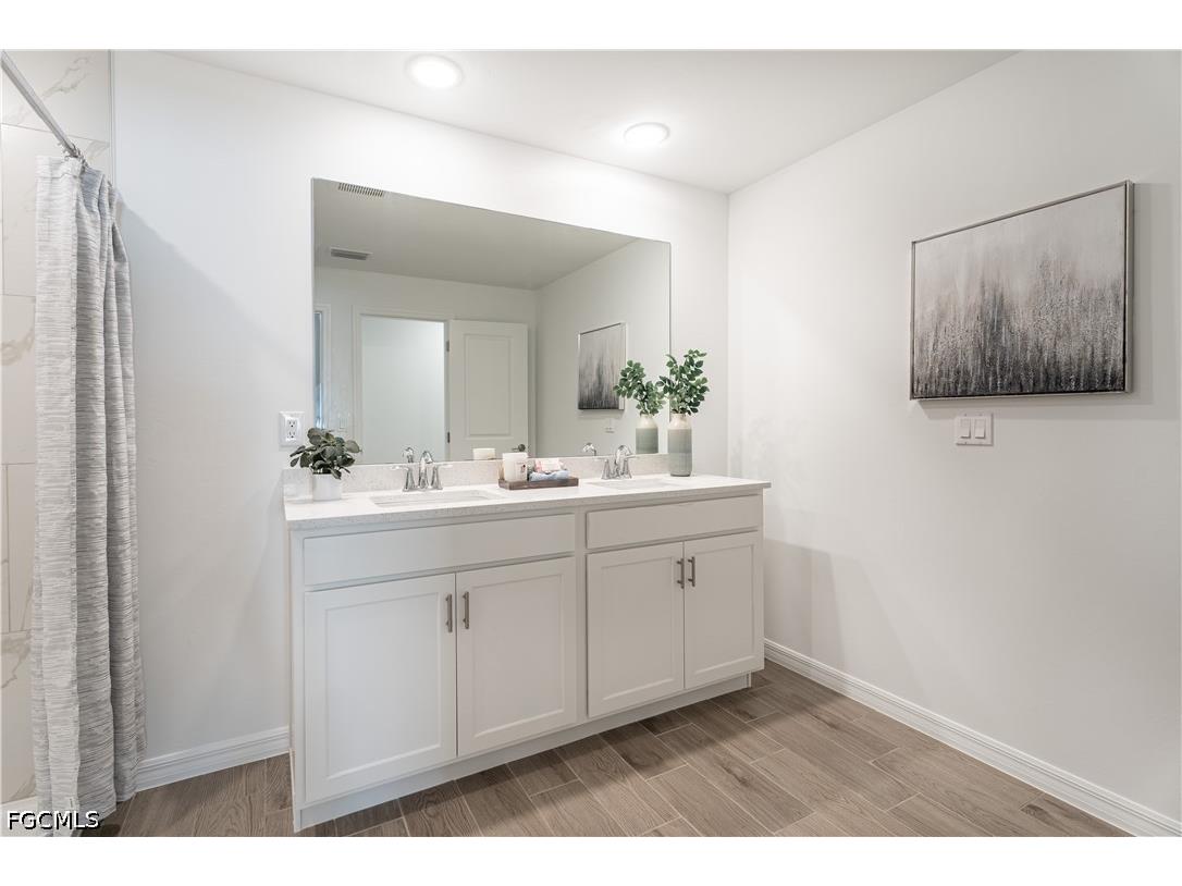 516 NW 23rd Terrace Cape Coral FL 33993 2026014178 image18