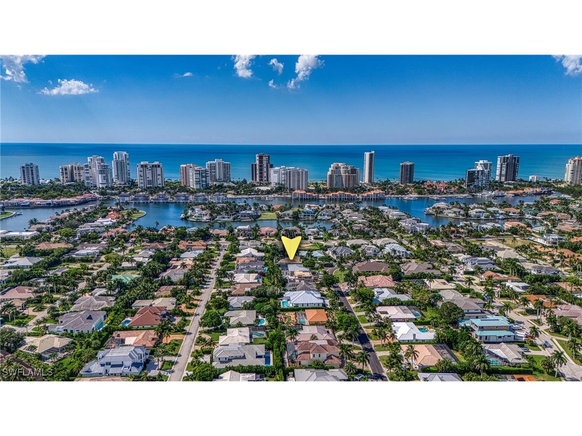 516 Neapolitan Lane Naples FL 34103 225076973 image2