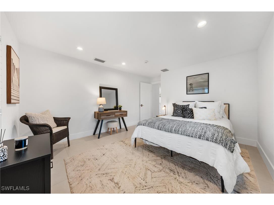 516 Neapolitan Lane Naples FL 34103 225076973 image26