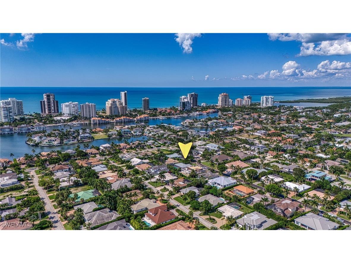 516 Neapolitan Lane Naples FL 34103 225076973 image3