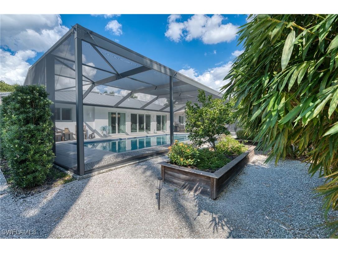 516 Neapolitan Lane Naples FL 34103 225076973 image40