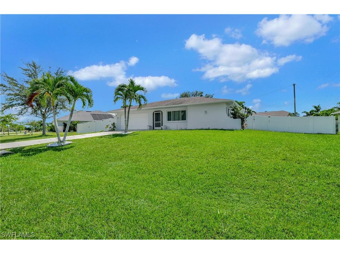 516 Retunda Parkway Cape Coral FL 33904 223067144 image1
